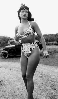 VintageHotMagazine - Bettie Page bettie Pinterest