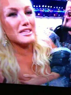 Photo: Brooke Hogan Wardrobe Malfunction During Her Wedding 