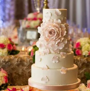 30 Most Luxurious Wedding Cakes You Will Love - MODwedding P