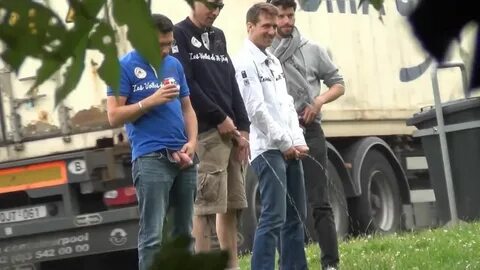 ♺ EricDeman HD Compilation Part 1 - truckers caught peeing (