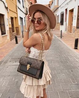 Summer vibes Summer outfit Beige hat Blonde hair Sunglasses 