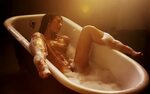 Голые девки в ванной (76 фото) - порно фото