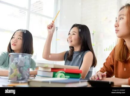Chinese classroom hi-res stock photography and images - Page 2 - Alamy