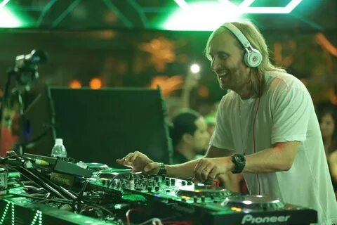 Photos: Tiesto, Afrojack, Deadmau5 and David Guetta Make App