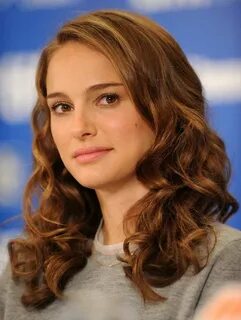 #NataliePortman Curly hair celebrities, Bronde hair, Hair