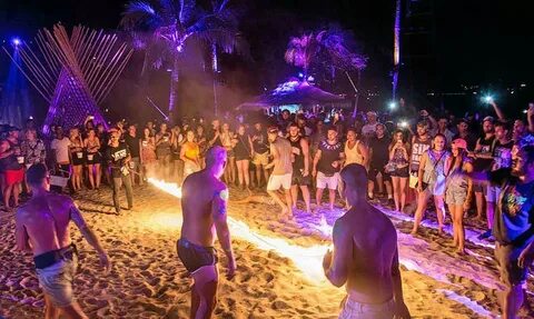 Phuket Nightlife: Best Experiences, Markets & Nightclubs to 