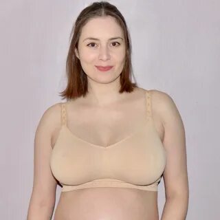 Wearing a bralette with saggy boobs