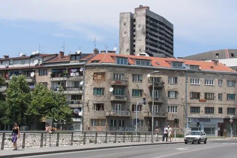 A story rivalling Romeo and Juliet in Sarajevo . - johnagedd