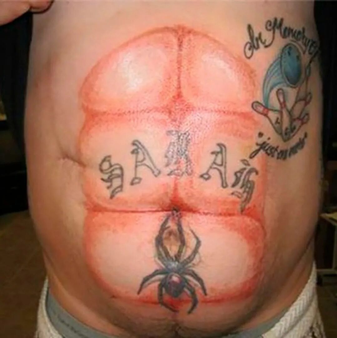 татуировки на жопе у женщин фото 73