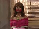 Gifs of damsels and other sexyness: Married With Children Se