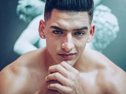 Interview: Latino Live Cam Guy of the Year: Dorian Lux Flirt