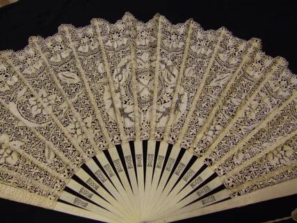 Maltese silk lace fan c1880 Винтажные кружева, Веер, Кружево