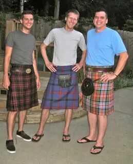 Kilted brothers-AWESOME!!! Kilt outfits, Men wearing skirts,