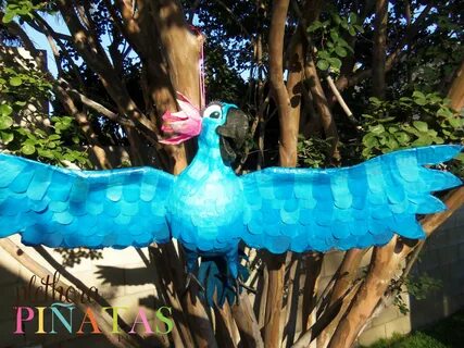 Jewel Pinata, Blue Macaw from the movie, Rio Bird birthday p
