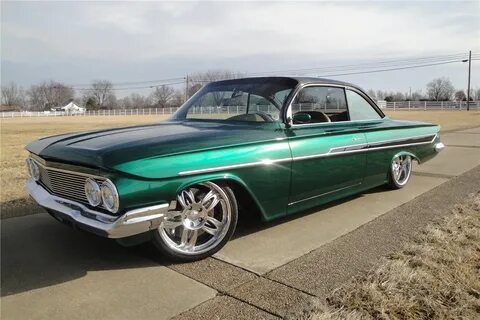 1961 CHEVROLET IMPALA CUSTOM HARDTOP