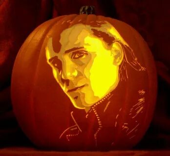 #TomHiddleston as #Loki carve by The Pumpkin Geek. ......THI