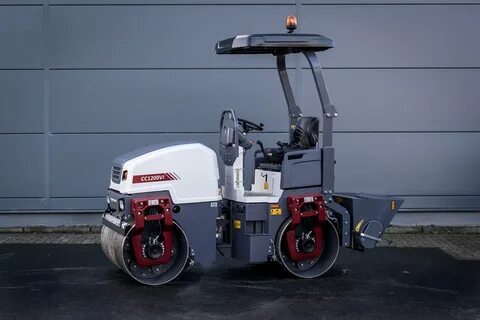 Dynapac introduces the new roller range of CC1100/CC1200 The