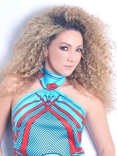 Show beneficente de Erika Ender, uma das autoras do hit 'Des