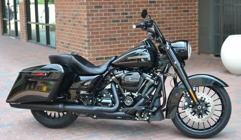 Road King Special T Bars
