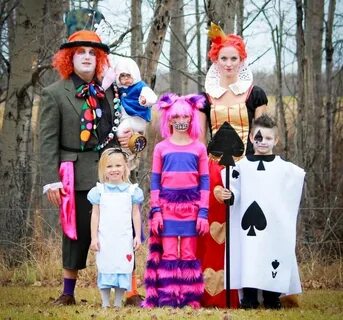 Pin by Tasia on Halloween Costumes Family halloween, Family 