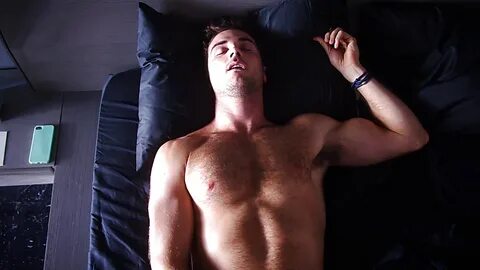 Average Body: Beau Mirchoff Shirtless 