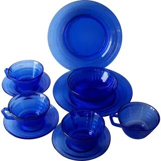 Vintage Cobalt Blue Depression Glass Plates hostelkey Kitche