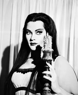 Yvonne De Carlo / Lily Munster - The Munsters, 1964-1966 Yvo