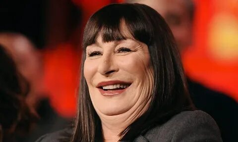 Anjelica Huston, 61, is the latest pillow face victim as she