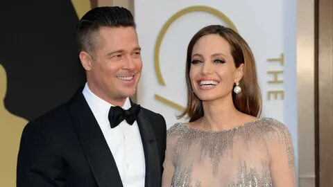 Анджелина Джоли отказалась от судьи по делу о разводе с Брэд