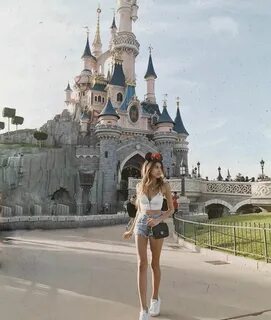 Disneyland Paris Cute travel outfits, Disney photo ideas, Di