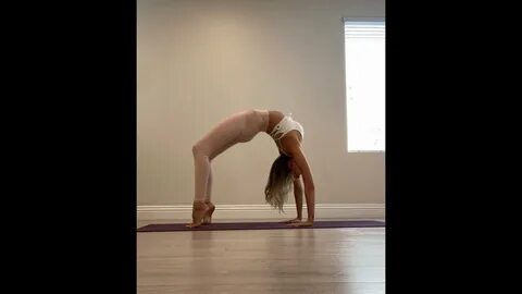 50 minute Vinyasa Yoga Flow - Backbends with Natalie Mae - Y