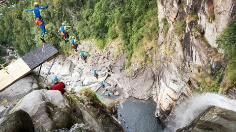 Daredevil Sets New World Record With 193-Foot Cliff Jump Huf