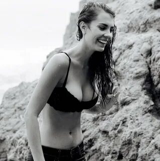 Sabrina Janssen Nude & Sexy (132 Photos) #TheFappening