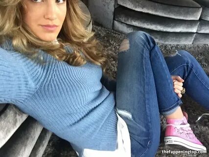 Now You Can Enjoy Close-Ups of Amy Willerton’s Wet Pussy - T