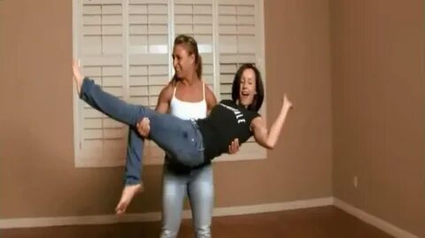 Video Beautiful girls carrying girl lift and carry : - Femal