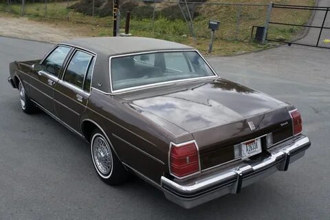 TopWorldAuto Photos of Oldsmobile Delta 88 Royale - photo ga