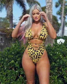 🐆 Sui Model, Prettylittlething, One piece