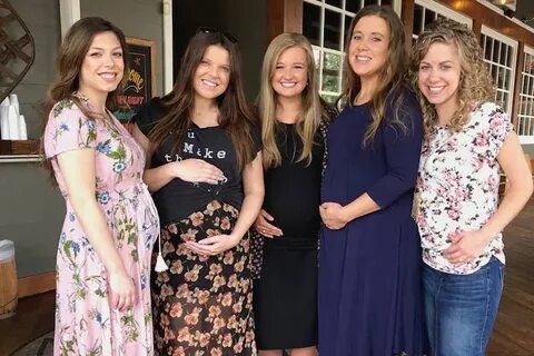 Fans Mourn For Joy-Anna Duggar After Family Baby Bump Photo