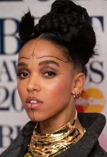 FKA Twigs Braided hairstyles, Natural eyebrows, Hair inspira