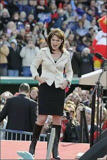 Sarah Palin's shiny sweater not a good choice