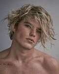 Jordan Barrett Long hair styles men, Blonde male models, Lon