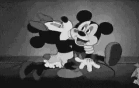Kisses Mickey Mouse GIF - Kisses Mickey Mouse Minnie Mouse -