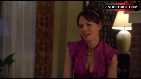 Rosemarie Dewitt Shows Tits - United States Of Tara (0:11) N