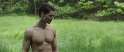 Shirtless Men On The Blog: Steven Strait Mostra Il Sedere