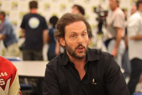 File:Silas Weir Mitchell at Comic-Con 2011.jpg - Wikimedia C