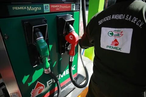 Mexico’s Pemex Reduces Fuel Imports After Theft Crackdown