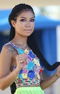 Jhené Aiko in 2020 Jhene aiko, Braided hairstyles, Individua