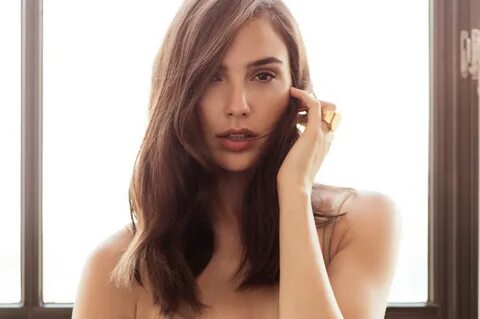 2560x1700 Gal Gadot Marie Claire 2018 Chromebook Pixel HD 4k