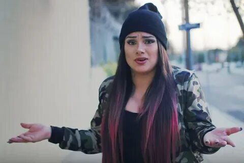 Snow Tha Product Spits a Verse in Spanish in "I Don't Wanna 