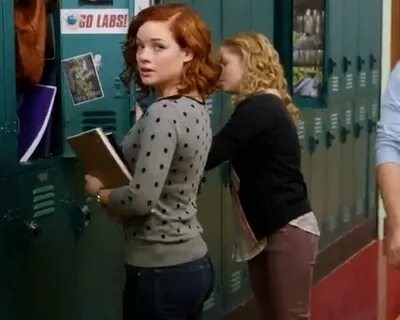 Jane Levy & Allie Grant - Sitcoms Online Photo Galleries